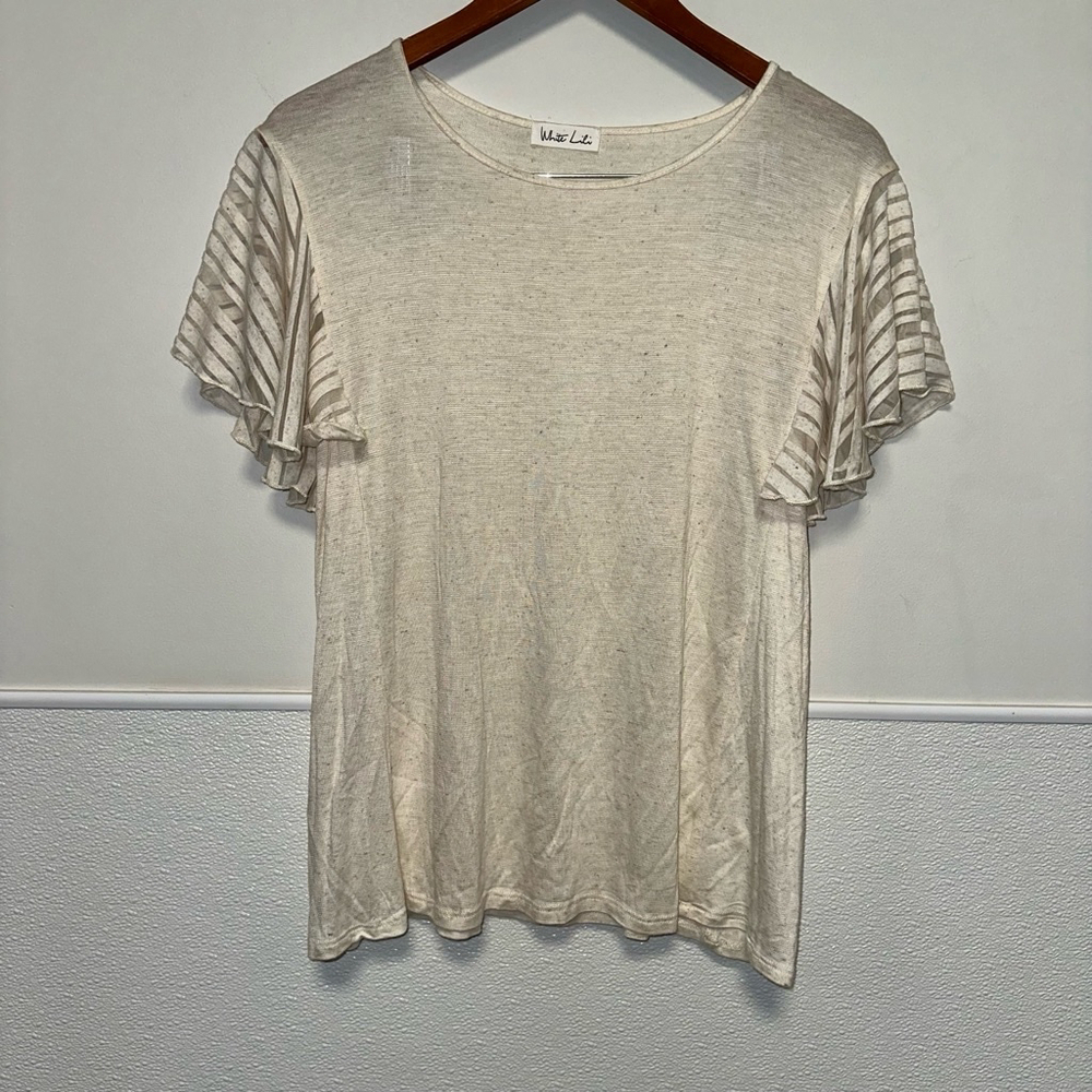 Women's White Lili Top Size Medium Cream Short Sleeve Ruffle